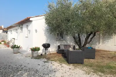 Image de Maisonette-Pavillon avec jardin proche de Fréjus-St Raphael