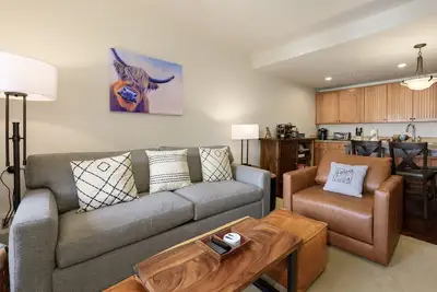 Image de Granby Ranch Haven: Outdoor Pool & Biking Fun