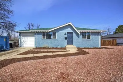 Image de Newly-Remodled 4-Bedroom Home - Backyard - Patio