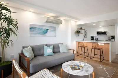 Image de 429 · Ilikai Collection # 2. Sunset and ocean views!