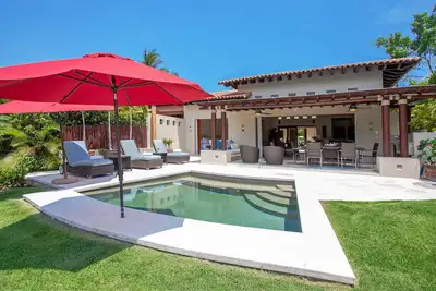 Image de New profile - 3 bdr Villa  at Las Palmas Punta Mita - Ocean & golfcourse view