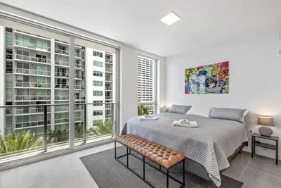 Image de Best Budget/studio/ Pool/ gym in heart of Miami