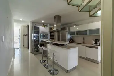 Image de Villa / House Oceanfront 3br amazing beach