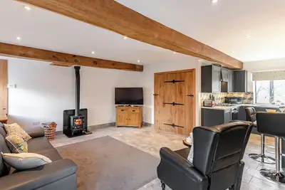 Image de 2 bedroom accommodation in Marple Bridge