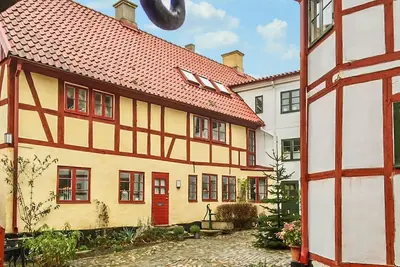 Image de Superbe appartement de 2 chambres à.