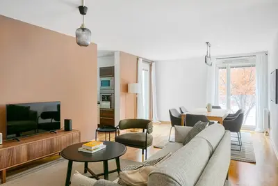 Image de Dreamy Donaustadt 2br w/ Balcony in new building, by Blueground