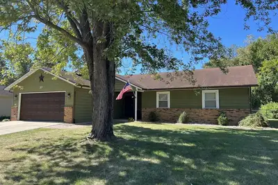 Image de General Green is a travelers dream!