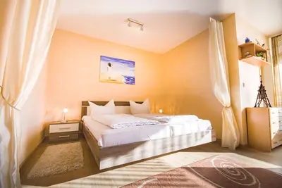 Image de Fp205 - Gemütliche 4 Personen Ferienwohnung mit Schwimmbad und Sauna im Haus. - Apartmenthaus