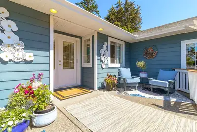 Exquisite Interior Designed Ocean View Private Executive