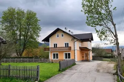 Image de Apartment Narzisse (150 m2), parking lot, Wlan, large garden, playground