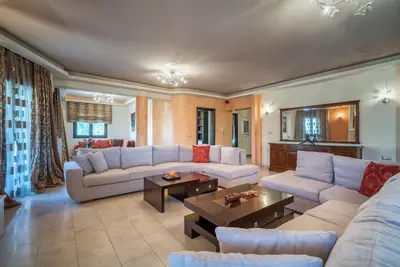 Athena's 7-Bedroom Holiday Home in Tsilivi