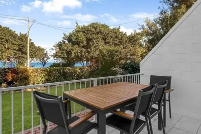 Image de Arcadia Beach Unit 1 - Beachfront island Getaway