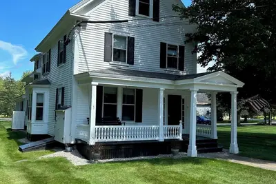 Image de Beautiful Historic Home in Town - Nightly/Weekly/Monthly June-December