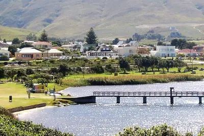 Image de Kabeljou 1 : 2 bedr\/2 bathr, Bbq. Panoramic view. Near beach + shopping center.