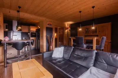 Image de Le Borderan - Deux Chambres Appartement, Couchages 4