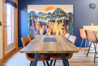 Image de Boardwalk Bliss - Top Floor Downtown Condo