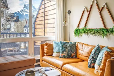 Image de \"Alpine Oasis\" at Alpine Village