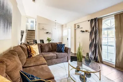 Image de Cozy 4 bedroom Atl Home - Close to Downtown