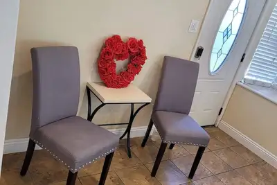 Image de Cozy 4bds*, Close2Everything, Free Parking (1 car)/Wifi, 15min to everything