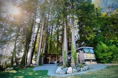 Stunning private oceanfront getaway experience