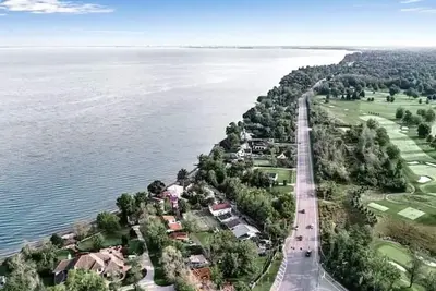 Image de ~Booking for Bills Season~ 3b 2bath Wanakah Heights Lakeside Home