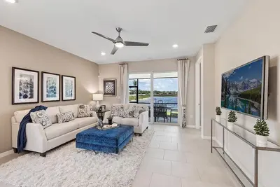 Image de Brand new Villa with a beautiful lake view