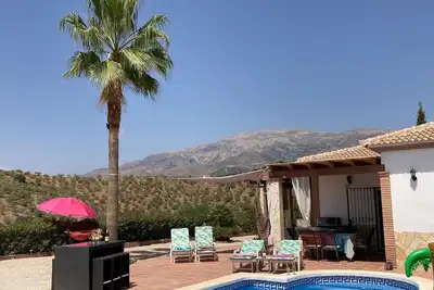 Image de Luxury holiday villa, beautiful, quiet area, mountain view, large swimming pool