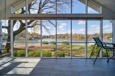 Image de Water’s Edge Cottage | 3-Br Lake Wylie Stay | Boat Rental