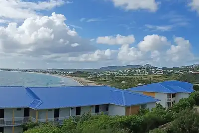 Beautiful Seaview Apartment