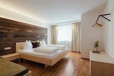 Image de Appartement de vacances \"La Residenz\" avec vue sur la montagne et Wlan
