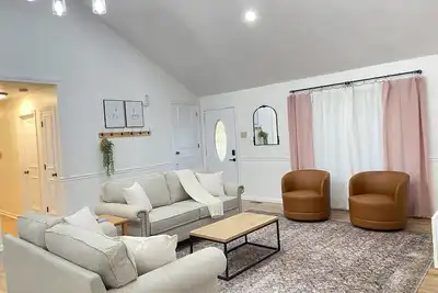 Image de Charming 3 Br in a quiet and friendly neighborhood