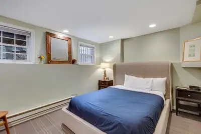 Image de Relax in Winter Park - You Will Love the Garden Access and the Classic, Comfortable Feeling by AllSet Turnover