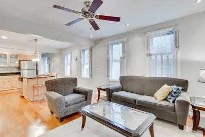 Image de Pet Friendly! Historic River West Neighborhood - Easy Access to O'Hare by AllSet Turnover