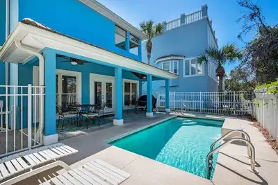 Image de Blue Pelican | Private Pool • 350 Yards to Gated Beach • Lsv • Crystal Beach