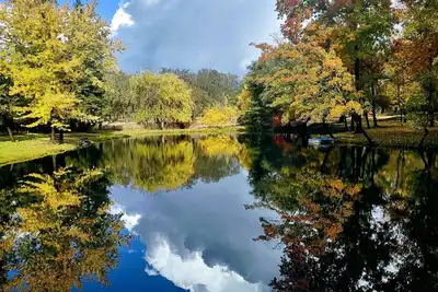 Image de Discover Lake Farmhouse next to 100 acres