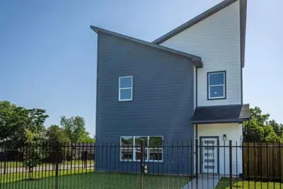 Image de Lavish 3 Bedroom House Close to Nrg + Downtown