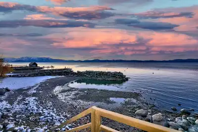 Image de Lx14 Tahoe lakefront estate with amazing view