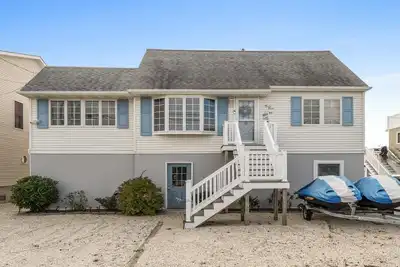 Image de Lagoon Front 4 Bedroom beat the crowds 154199