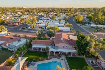Image de Historic Desert Rose Estate|Pool & Sauna|Sleeps 12