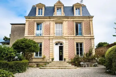 Image de Maison De MAÎTRE Au Coeur Du Village 5mn De La Plage