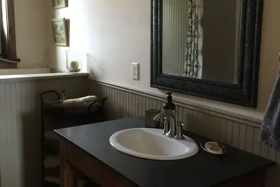 Image de Cozy, Comfortable authentic adobe house with Mountain Views in Big Bend Country!