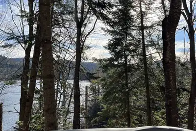 Image de Chalet de style suisse situé au cœur des Laurentides