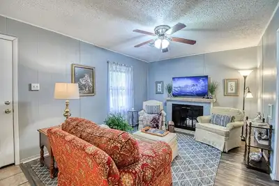 Image de Jacobs Comfort. . . close to all things Okc Metro