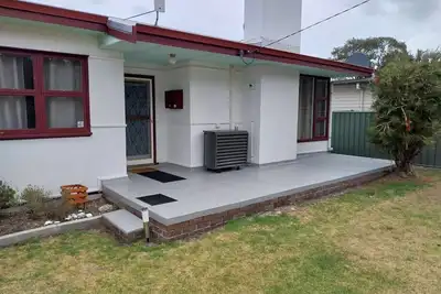 Image de Quaint Family Home in Walpole with sleep-out