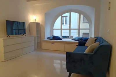 Image de Bright three-room apartment in Ticinese area, Darsena.