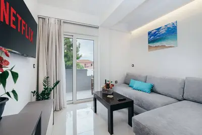 Antonia 1-Bedroom Apartment - Corner45 Apartments
