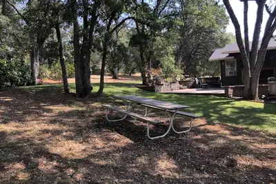 Image de Large Private Entry Room/Spa by the Ridge Golf Course/Rural area/covered parking