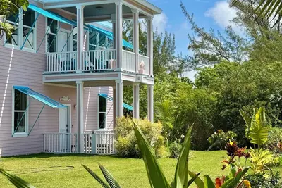 Image de Spectacular Ocean Views 🌊Kayak, Starlink, Free Dock offsite, Beach, Pickleball
