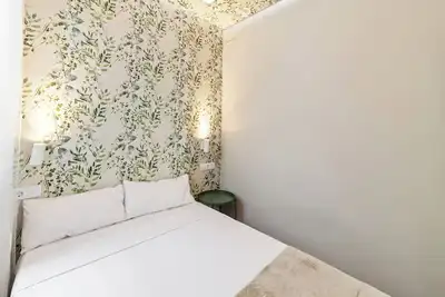 Bright and Spacious 3 Bedroom Apartment in Centro