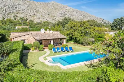 Image de Villa à Pollensa Navarro avec piscine